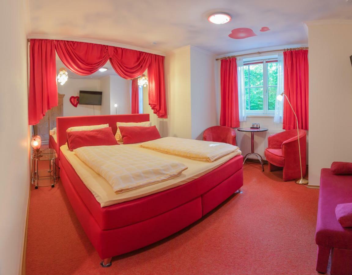 Koenig Ludwig Design Hotel Neu Zimmer Mit Sauna Oder Whirlpool Oder Mehr 알토팅 외부 사진